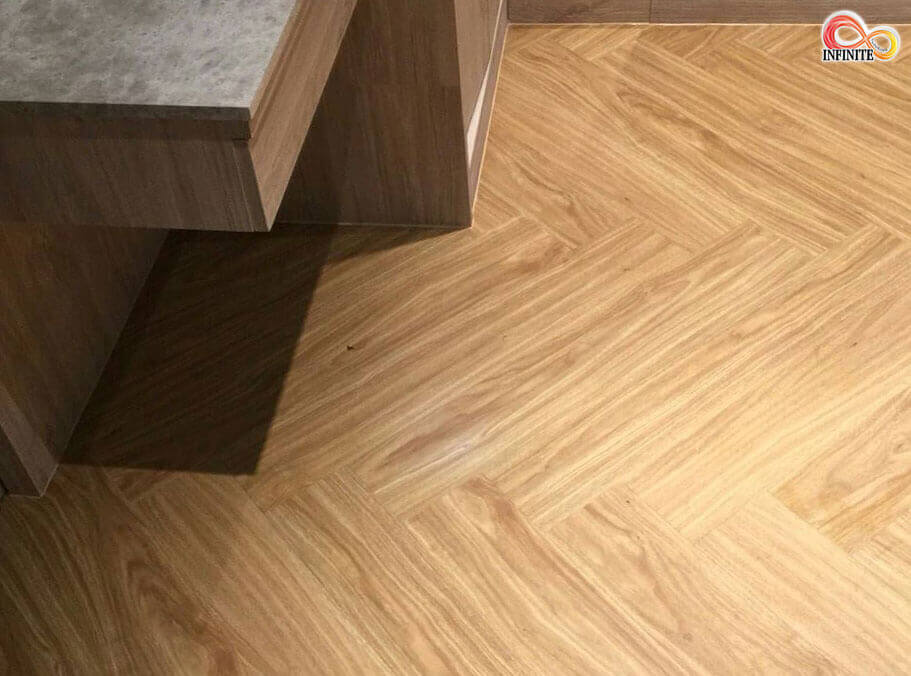 แผ่นลามิเนต 