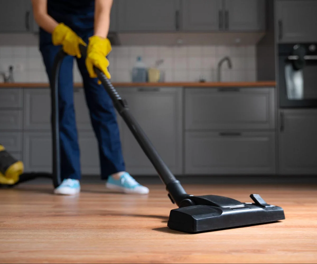 วิธีดูแลกระเบื้องยางม้วน และใครเหมาะกับวัสดุชนิดนี้?