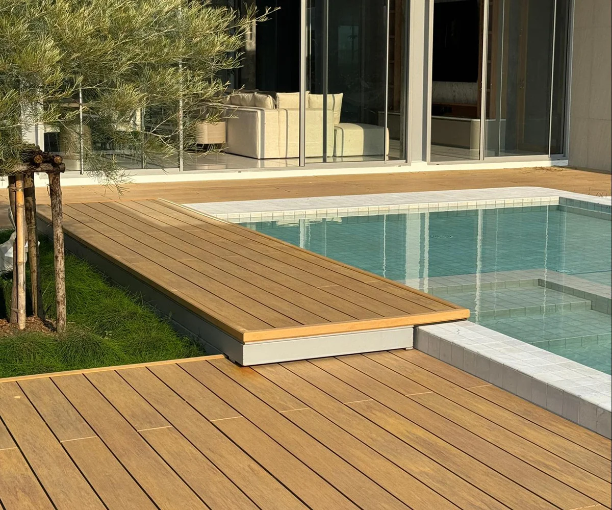 พื้นไม้เทียม WPC & ASA – ความสวยงาม และความทนทานในทุกก้าวของบ้าน