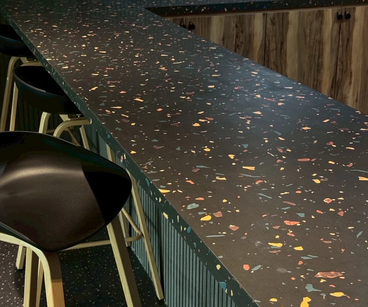 HPL Laminate คืออะไร? ทำไมถึงเป็นวัสดุยอดนิยมในงานตกแต่ง