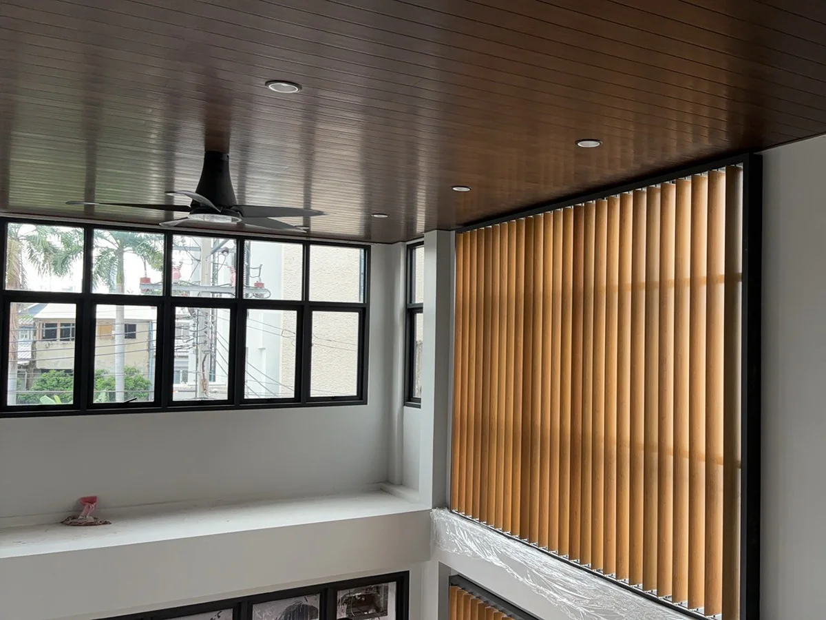 ไม้ระแนงบานเกล็ด WPC & ASA: เส้นสายที่ออกแบบได้มากกว่าความสวยงาม