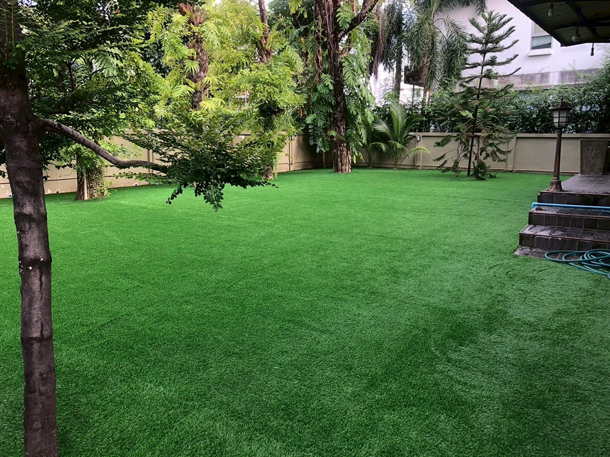 หญ้าเทียม – ธรรมชาติที่ดูแลรักษาง่าย สำหรับทั้งงานสถาปัตย์และบ้านอยู่อาศัย