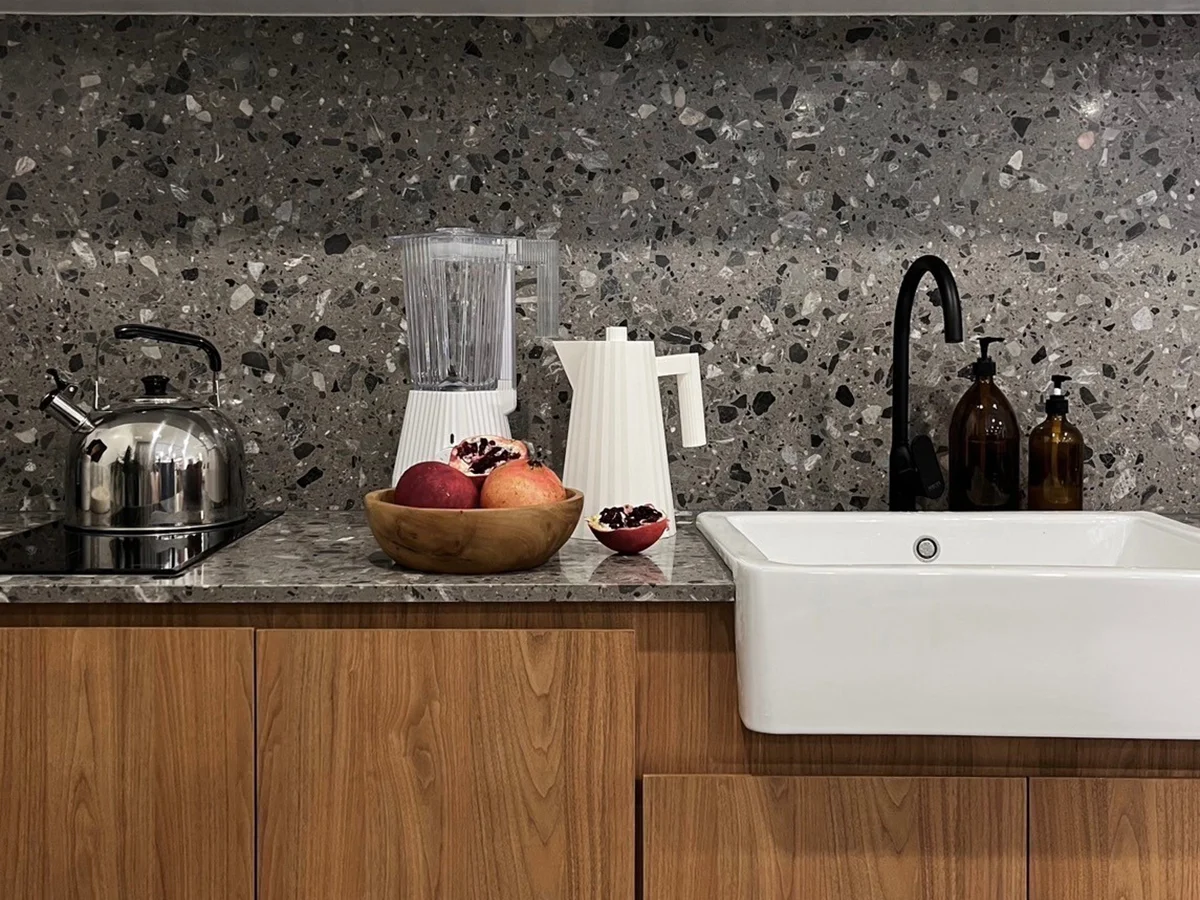 แผ่นลามิเนต HPL วัสดุผิวหน้าที่งานออกแบบเลือกใช้ เมื่อความสวยต้องมาคู่กับความทน