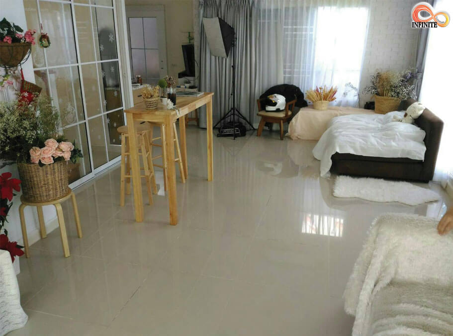 การปูพื้นไม้ลามิเนต  ไม้ลามิเนตราคาถูก 